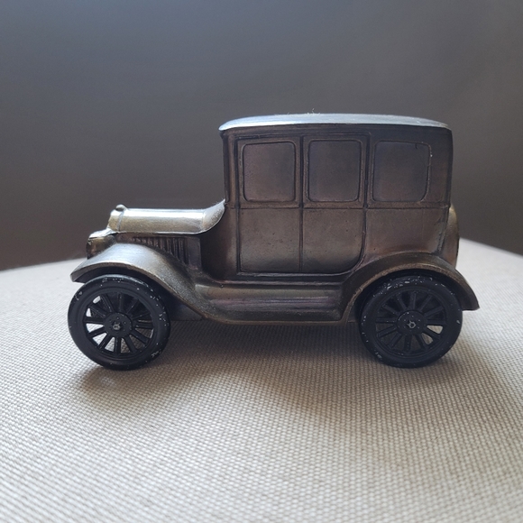 BANTHRICO, INC Chicago Vintage Brass Model T 1926 Car Bank - Picture 10 of 12